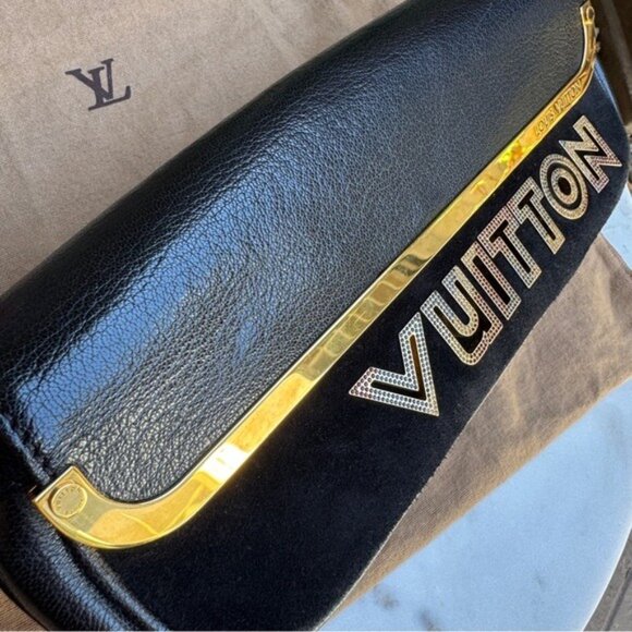 Louis Vuitton Avant Garde Leather Pochette Shoulder Bag - Picture 5 of 16